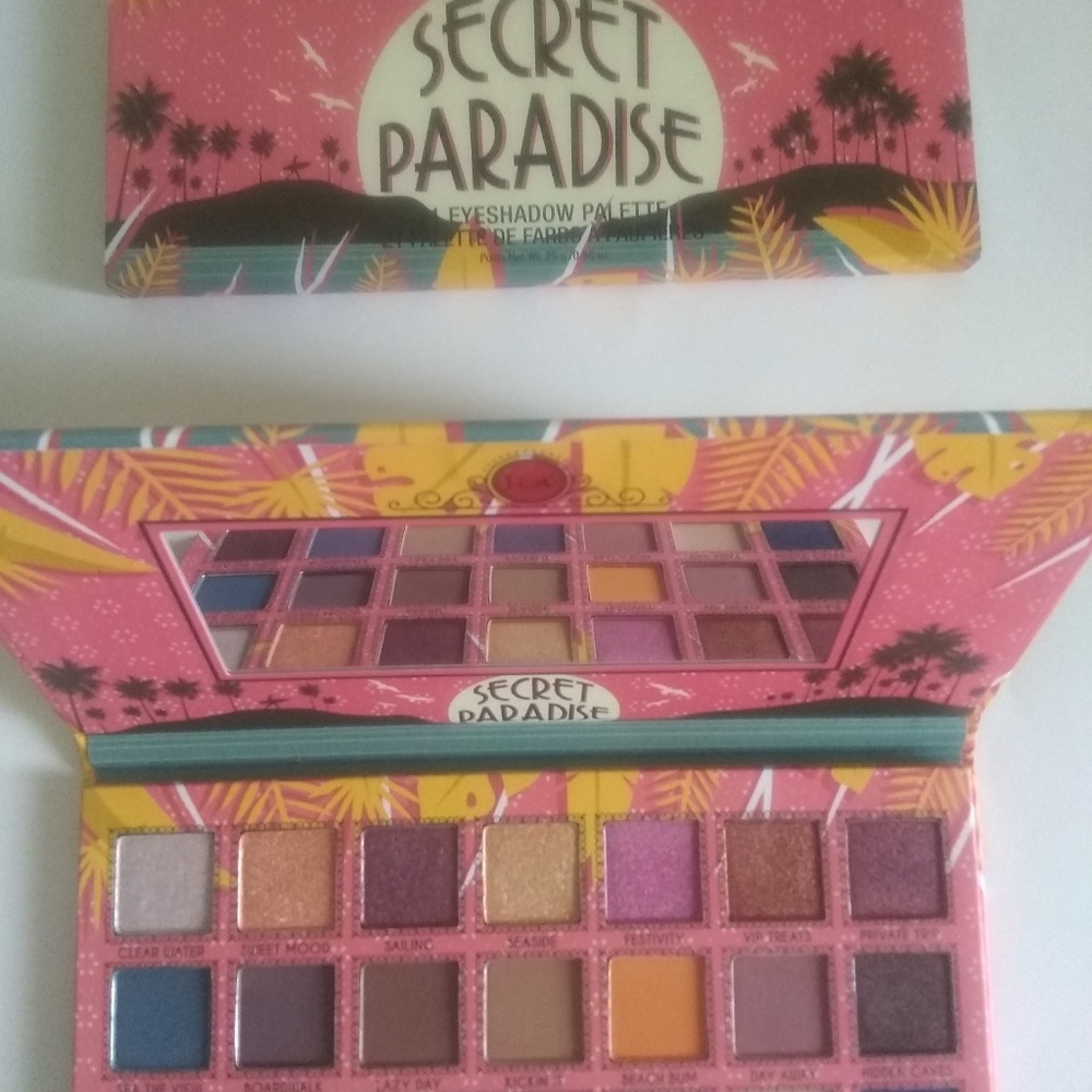 21 eyeshadow palette
